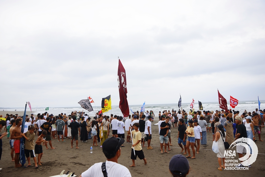 PADDLE RACE