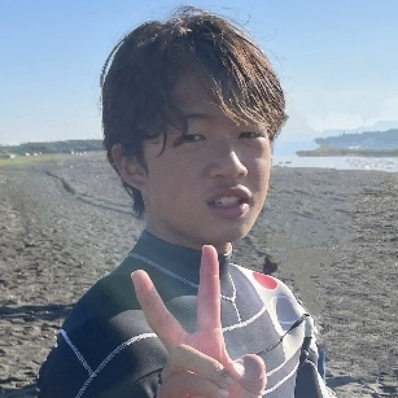 前田 珀